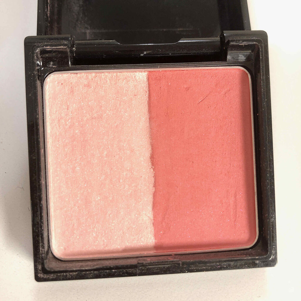 3Dコントラスティングチークス/KATE/パウダーチークを使ったクチコミ（2枚目）