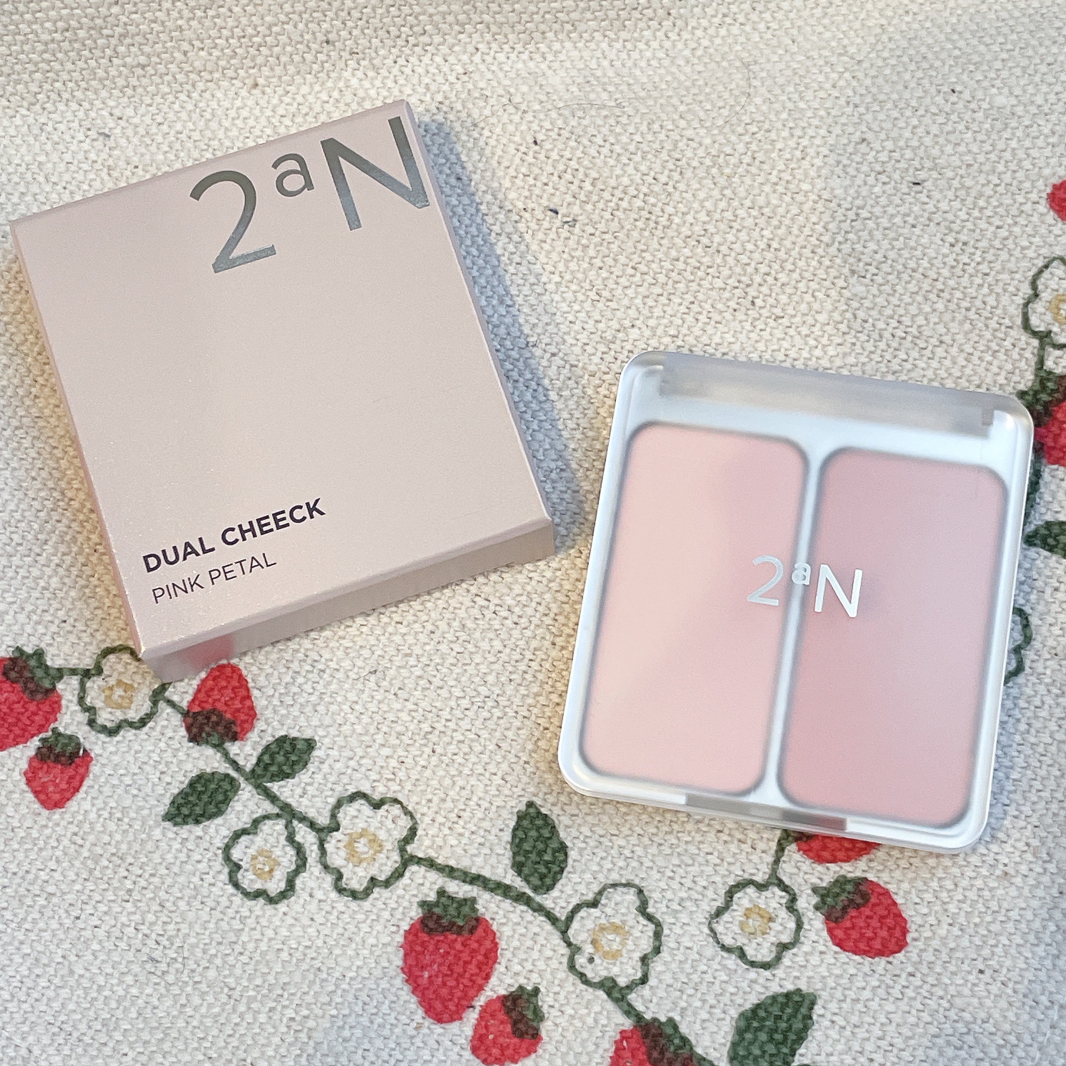 デュアルチーク 【旧】06 ピンクペタル/2aN/パウダーチークを使ったクチコミ（1枚目）