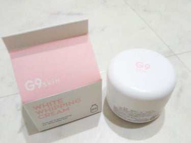 リピ買い４個目( ´∀｀)
G9SKIN   WHITE WHIPPING CREAM
いわゆるウユクリームです。

首の後ろのうっかり日焼けを隠したくて使い始めましたが、今はファンデがわりに顔にも使っ