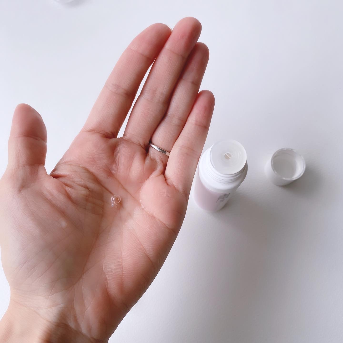 スキンケアトライアルセット＜モイスチャーバランスローション・リッチモイスチャークリーム＞/PHOEBE BEAUTY UP/トライアルキットを使ったクチコミ（2枚目）