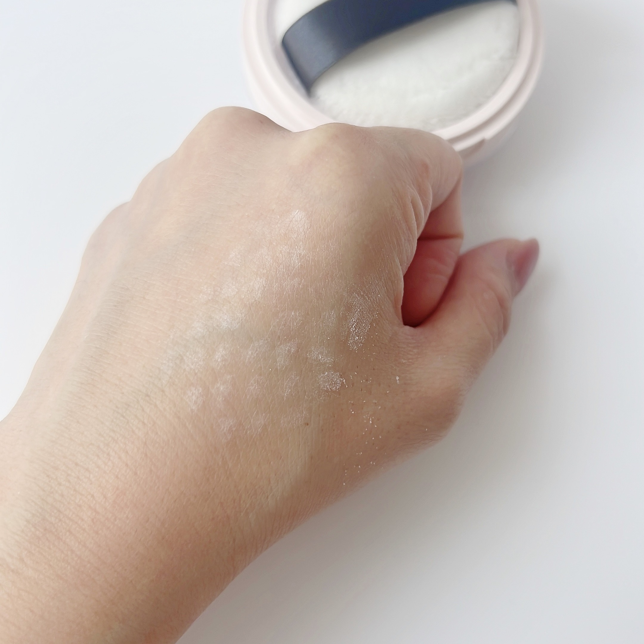 シルキーロングステイ パウダー 02 ラベンダー/ESPRIQUE/ルースパウダーを使ったクチコミ（3枚目）