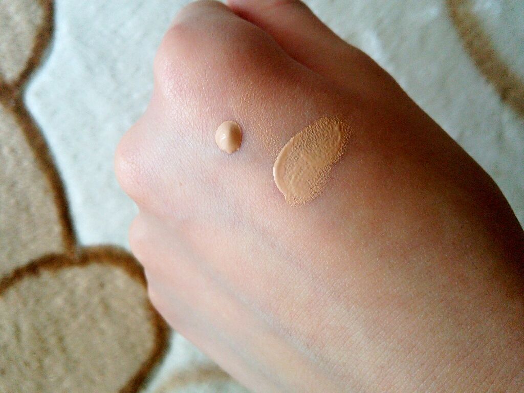 カラーステイ メイクアップ/REVLON/リキッドファンデーションを使ったクチコミ(2枚目)
