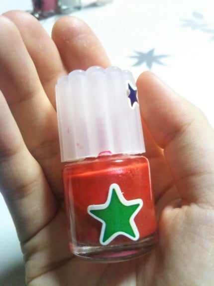 ウィンマックス ネイルスパークス/DAISO/マニキュアを使ったクチコミ(2枚目)