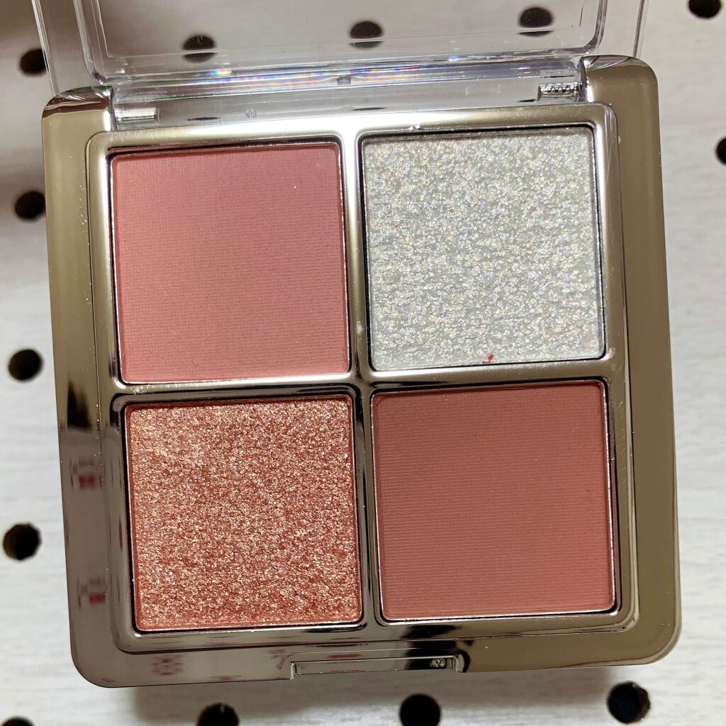 アイランドアドベンチャー4アイシャドウ/HEXZE(ヘックスゼ)/アイシャドウパレットを使ったクチコミ(2枚目)