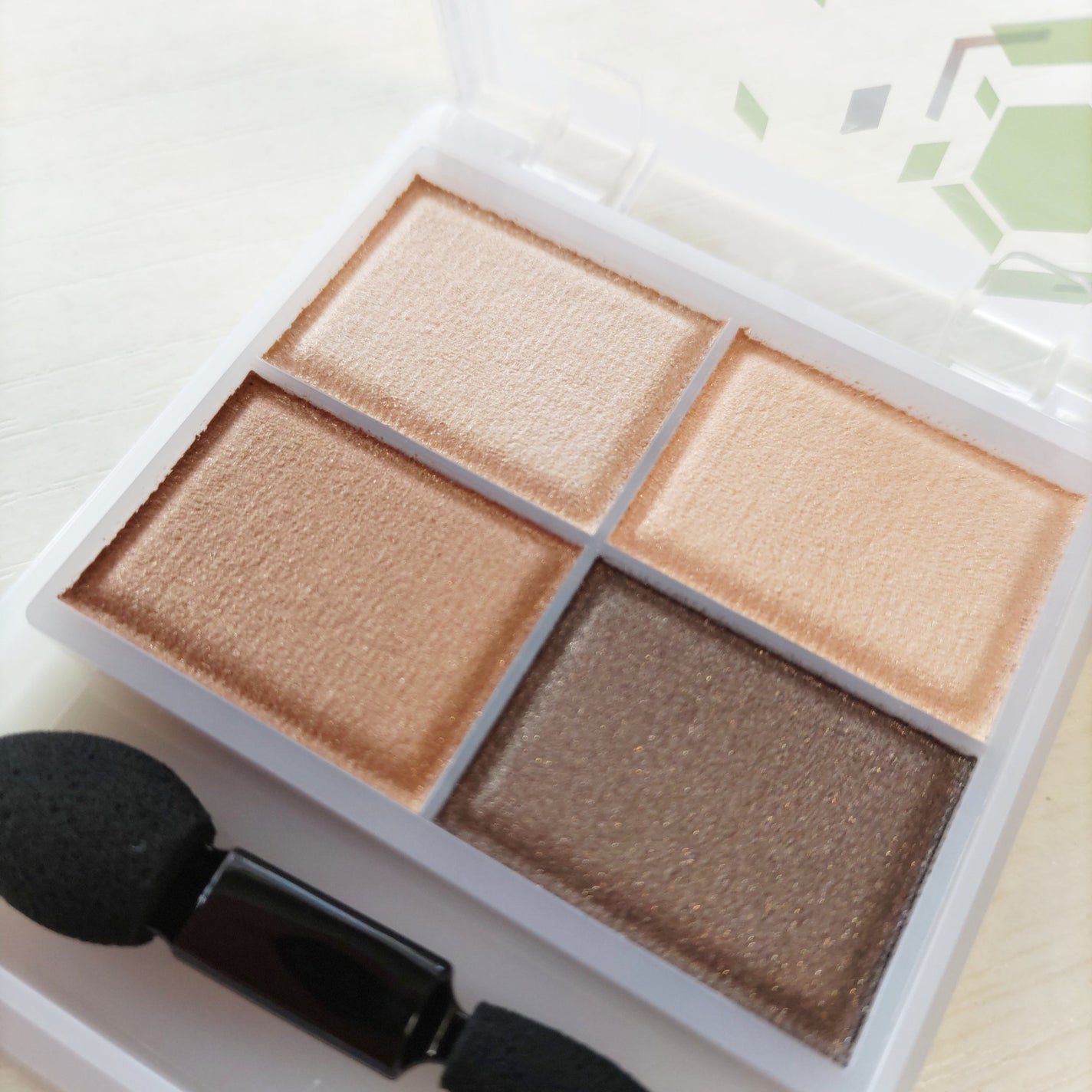 スキニーリッチシャドウ/excel/アイシャドウパレットを使ったクチコミ(3枚目)