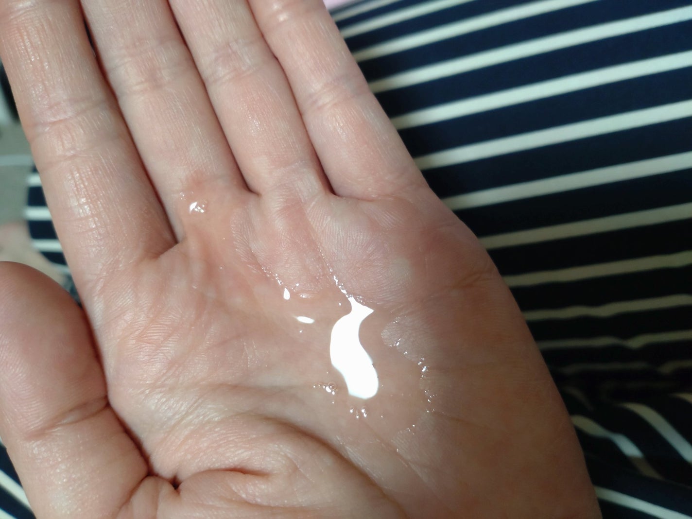 カームナイトリペアヘアオイル/YOLU/ヘアオイルを使ったクチコミ(2枚目)