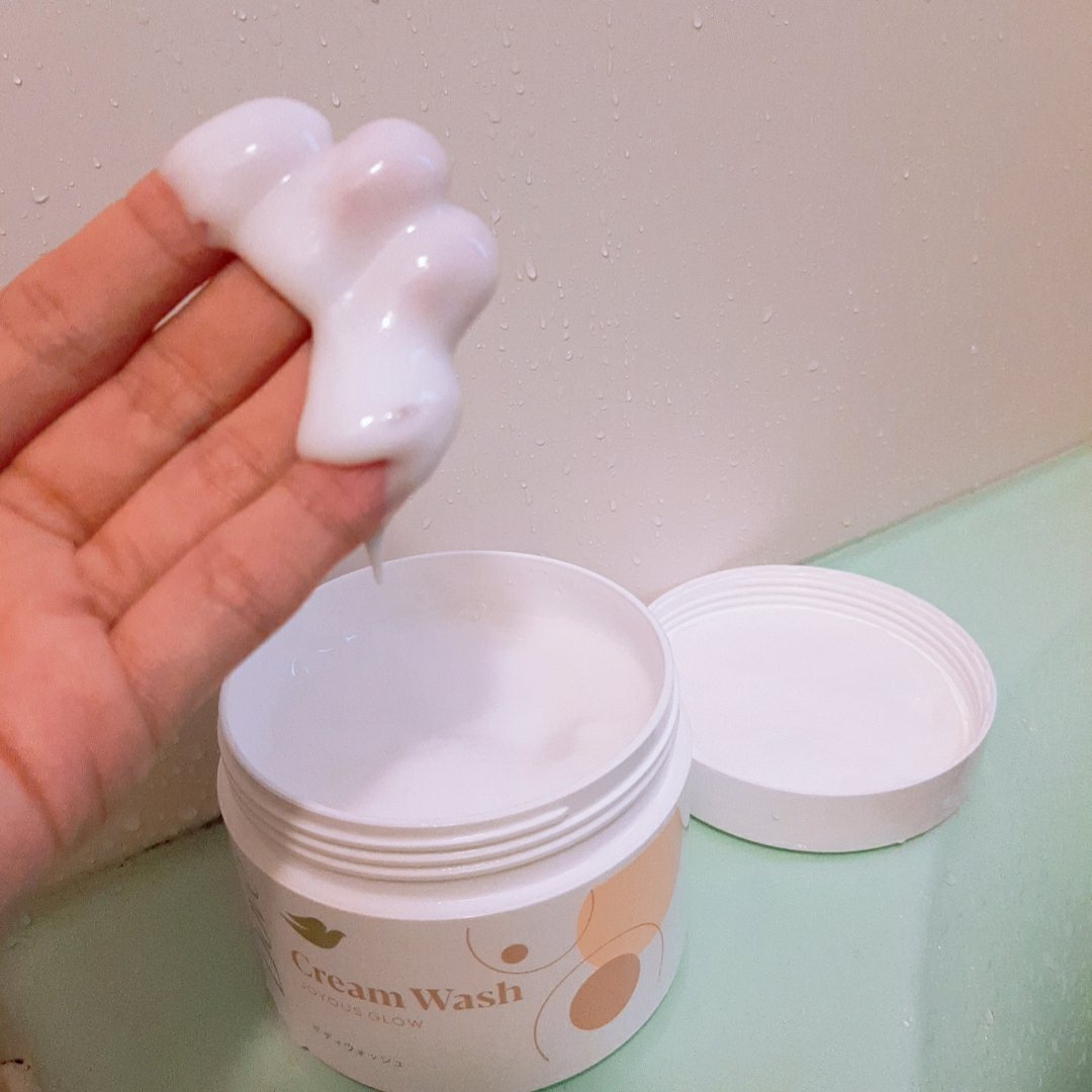 ダヴ クリームボディウォッシュ ジョイアスグロウ/ダヴ/ボディソープを使ったクチコミ（2枚目）