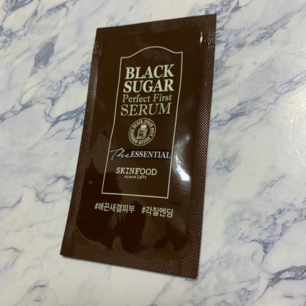 ブラックシュガー パーフェクト ファーストセラム  ザ・エッセンシャル/SKINFOOD/美容液を使ったクチコミ(1枚目)