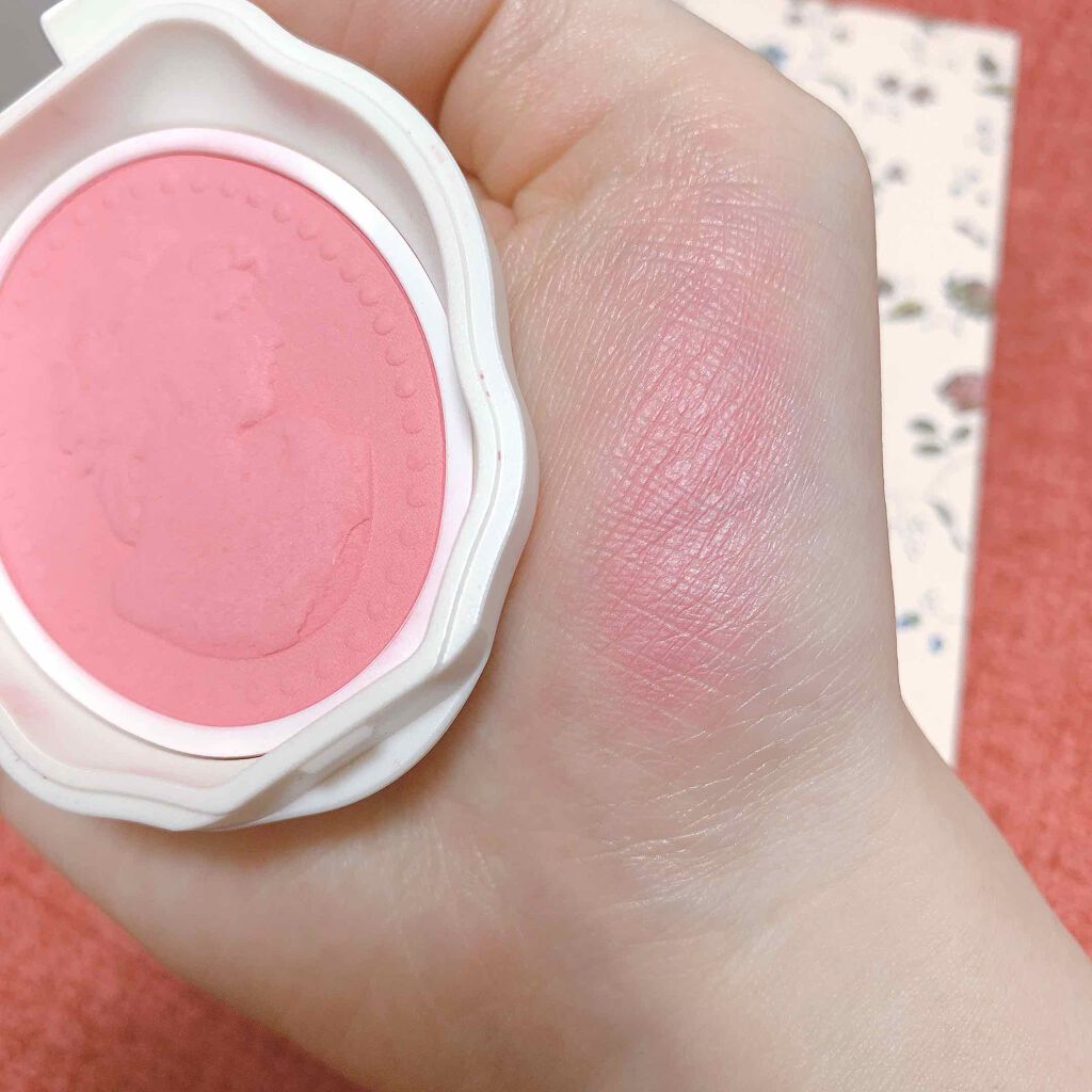 プレスト チークカラー N/レ・メルヴェイユーズ ラデュレ/パウダーチークを使ったクチコミ(3枚目)