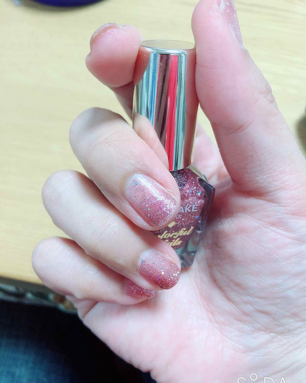 カラフルネイルズ/キャンメイク/マニキュアを使ったクチコミ(2枚目)