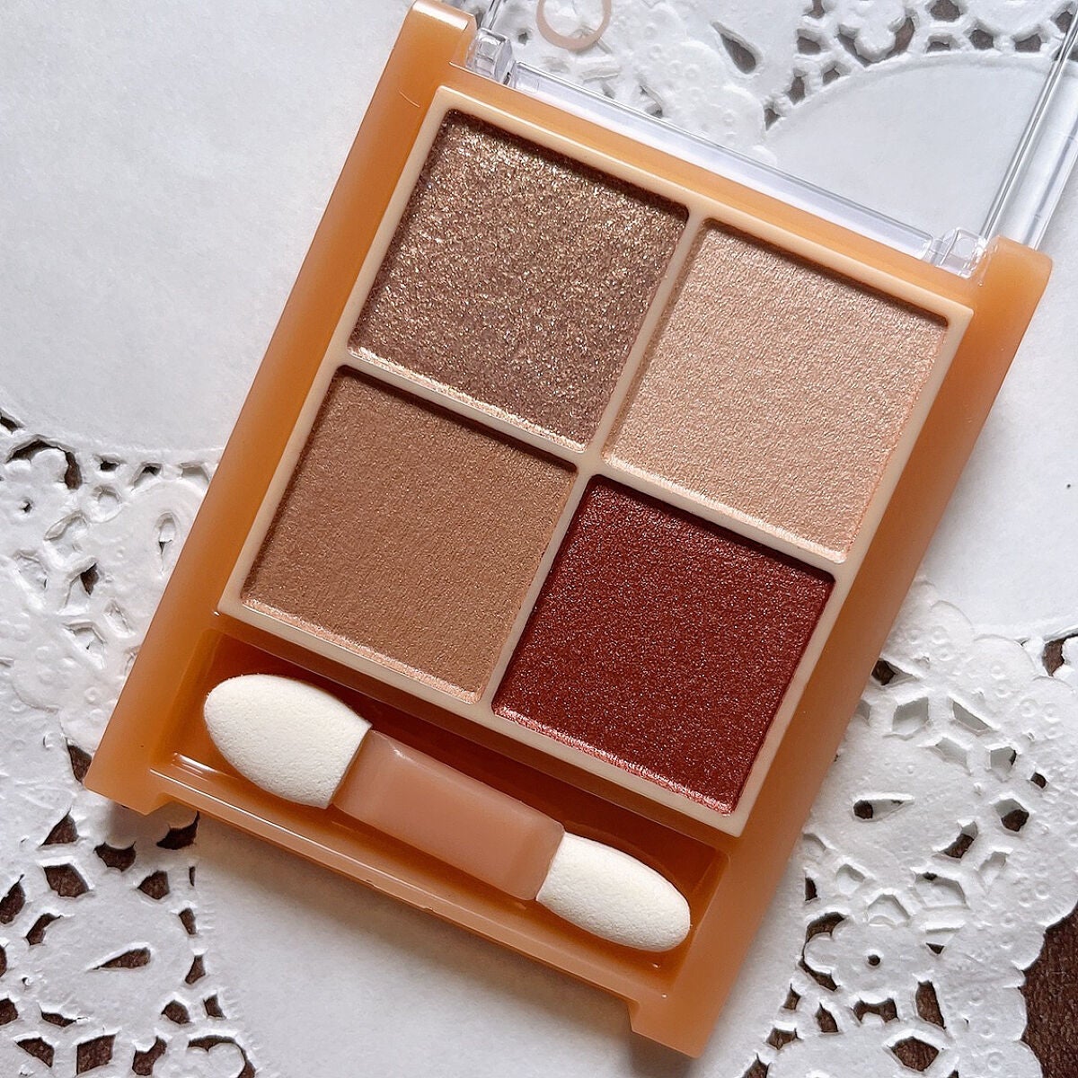 ベージュトーンアイシャドウ/CEZANNE/アイシャドウパレットを使ったクチコミ(2枚目)