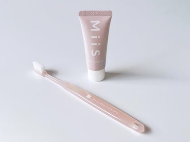 MiiS @miis_jp 

〈ブランド〉
MiiSは、商品の見た目だけでなく、成分にも徹底的にこだわった「オーラル美容」ブランド🪥🤍

-------------------------------