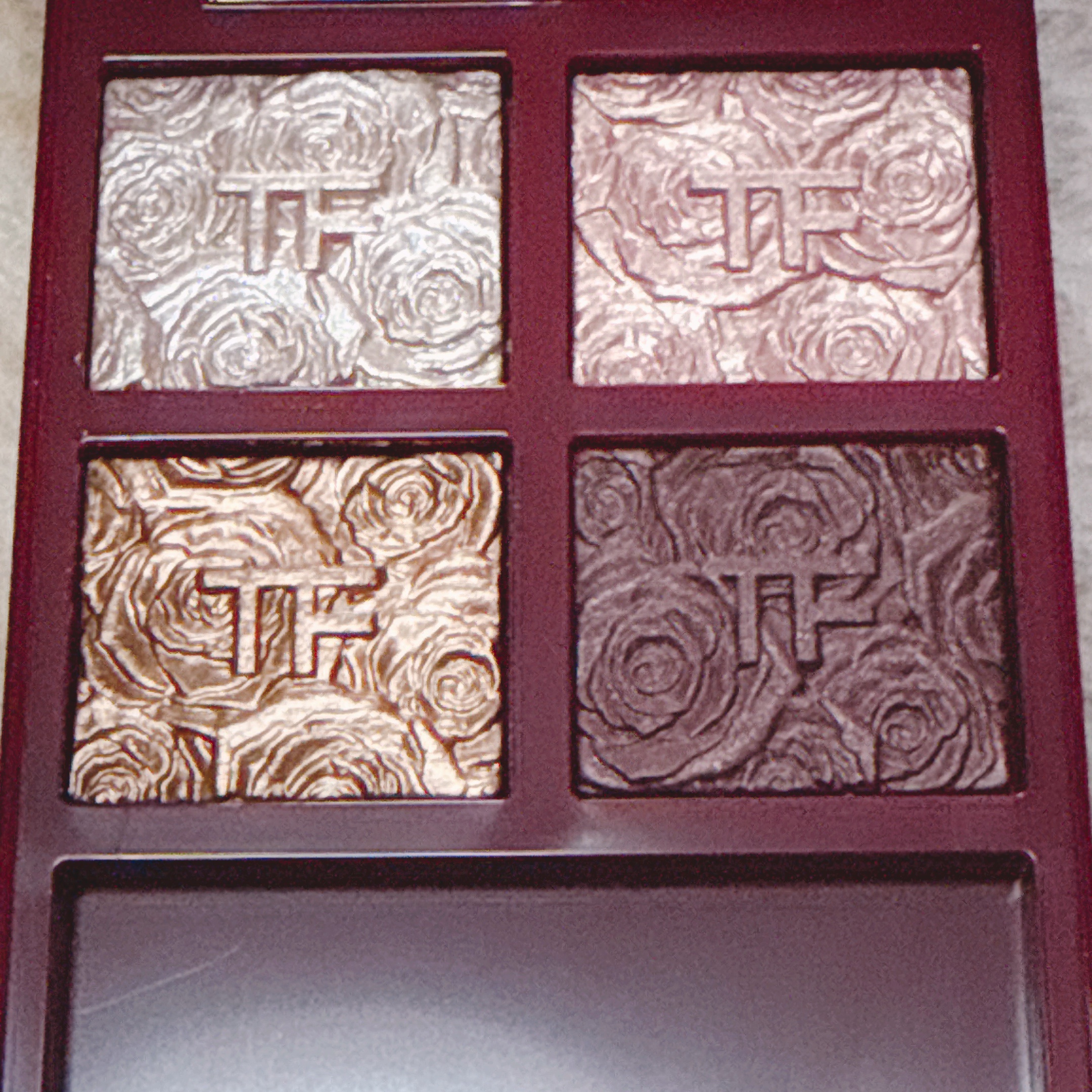 アイ カラー クォード/TOM FORD BEAUTY/アイシャドウパレットを使ったクチコミ（2枚目）