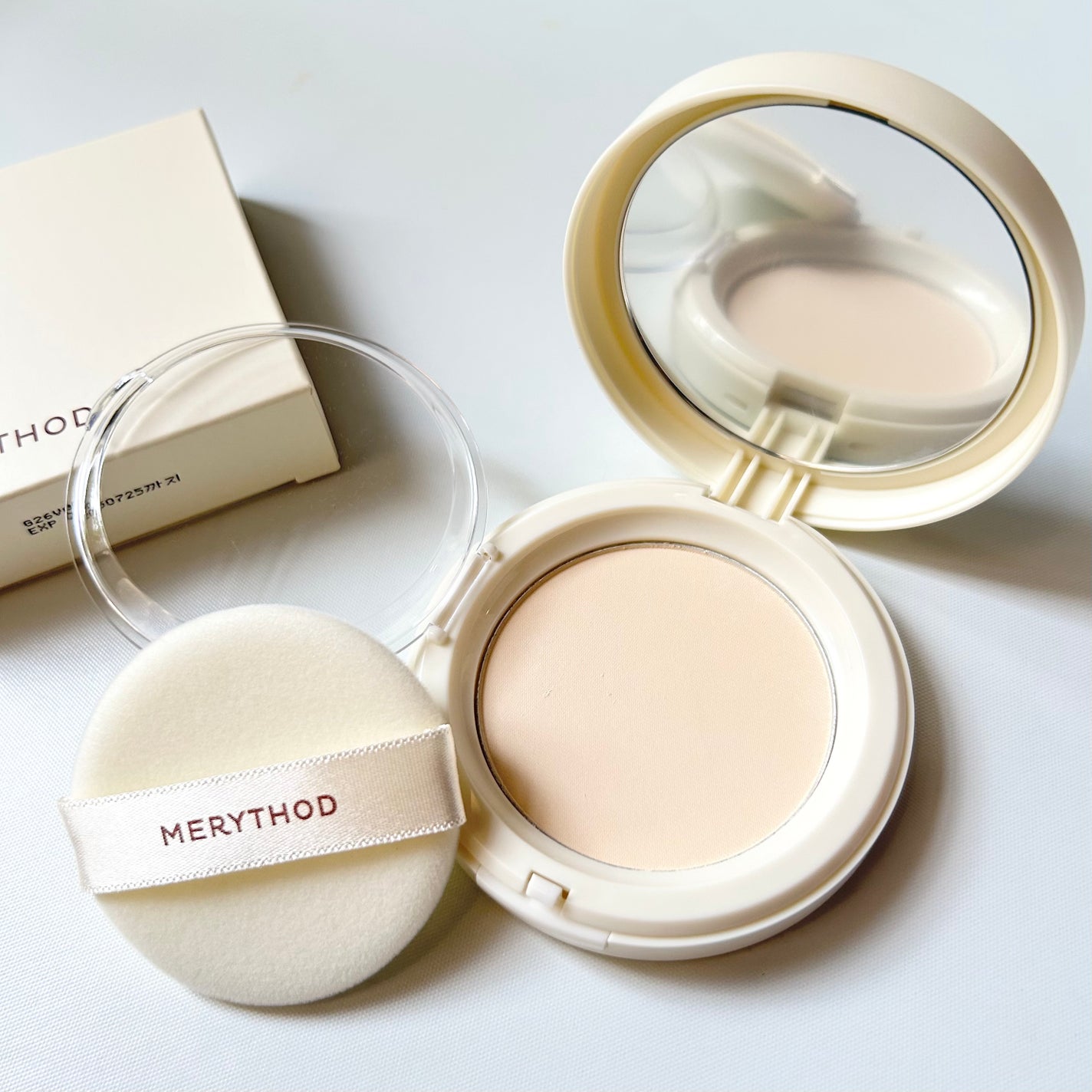毛穴オイルカットパクト/MERYTHOD/プレストパウダーを使ったクチコミ(2枚目)