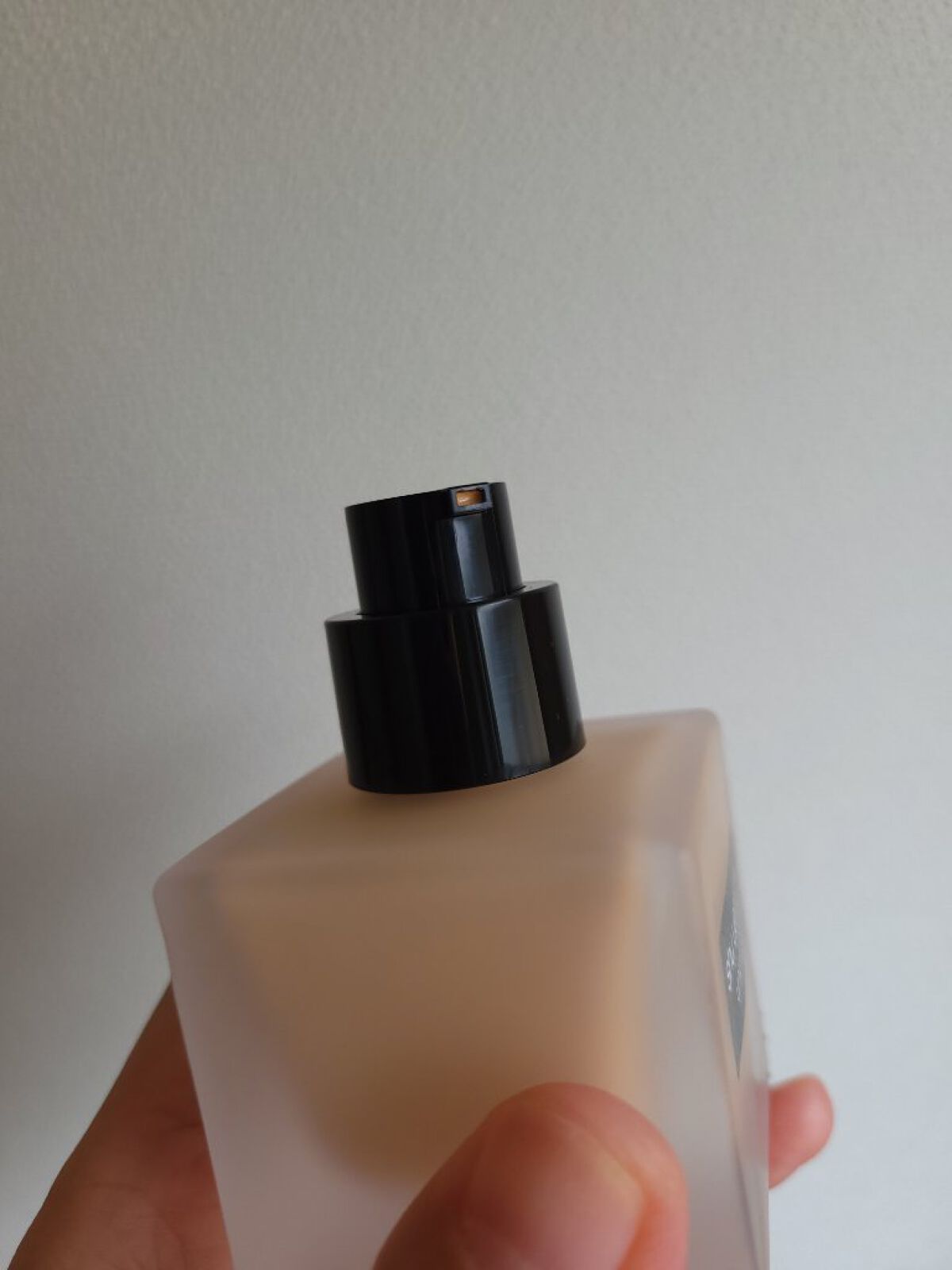 （旧）アンリミテッド ラスティング フルイド/shu uemura/リキッドファンデーションを使ったクチコミ（3枚目）