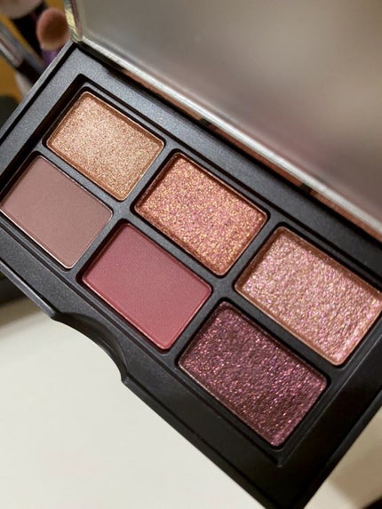 アンラップド ミニアイシャドーパレット DOLCE VITA/NARS/アイシャドウパレットを使ったクチコミ(2枚目)