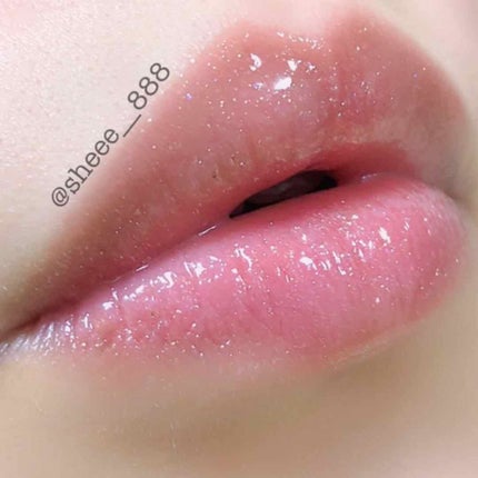 メスメリック グロスオン/CHICCA/リップグロスを使ったクチコミ(4枚目)