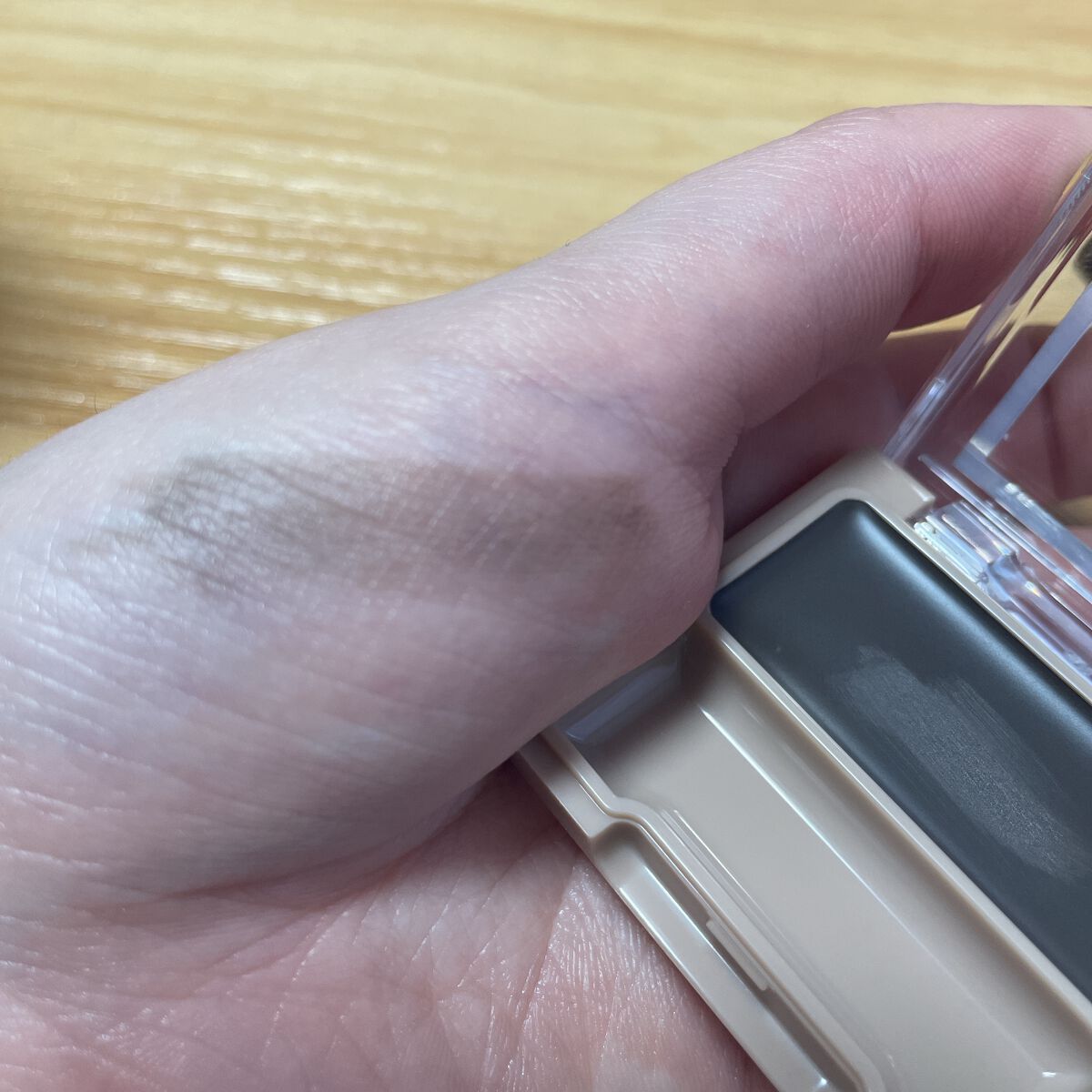 アイブロウワックス 01 アッシュブラウン/スウィーツ スウィーツ/その他アイブロウを使ったクチコミ（3枚目）