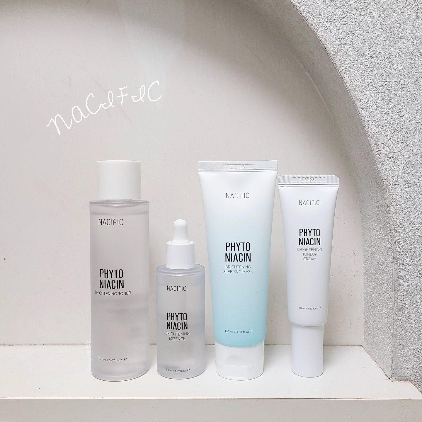 NACIFIC フィトナイアシンブライトニングスリーピングマスクのクチコミ「NACIFIC様よりご提供いただきました💛

お肌を保湿して、乾燥によるくすみをケアしてくれる.....」（1枚目）