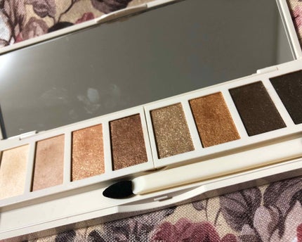 グラマラスヌード アイパレット (クリスマスコフレ 2017)/Visée/メイクアップキットを使ったクチコミ(2枚目)