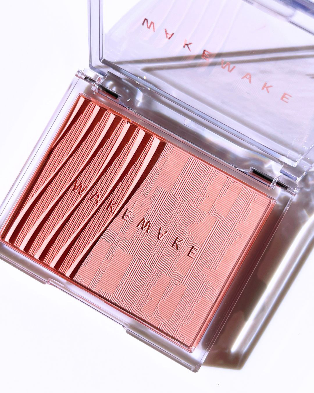 グロウコントゥアリングハイライターパレット/wakemake/パウダーハイライトを使ったクチコミ（3枚目）