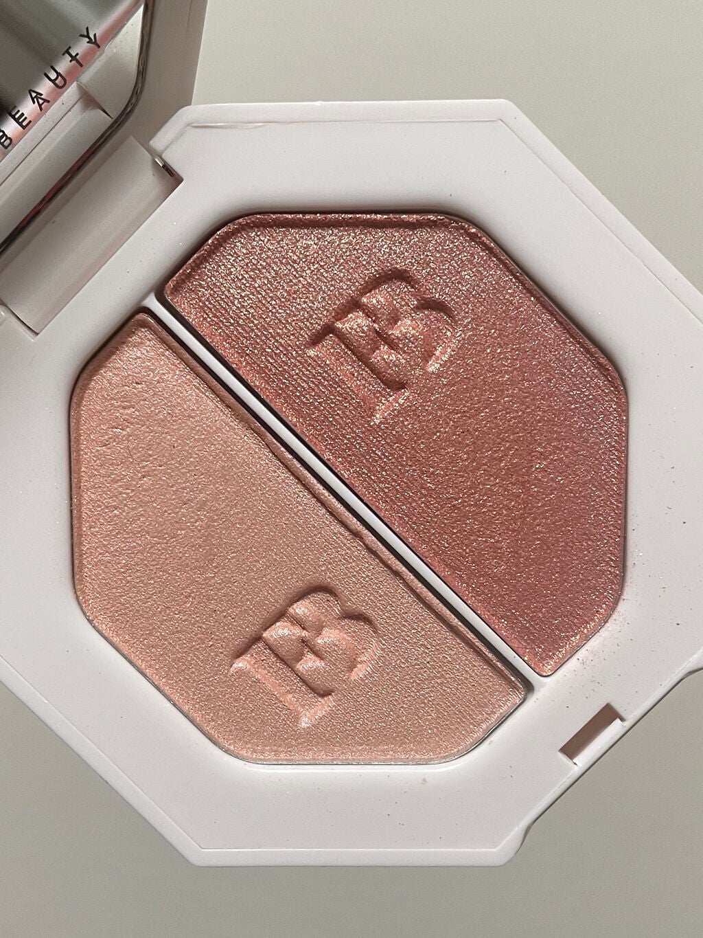 KILLAWATT FREESTYLE HIGHLIGHTER DUO/FENTY BEAUTY BY RIHANNA/パウダーハイライトを使ったクチコミ(4枚目)
