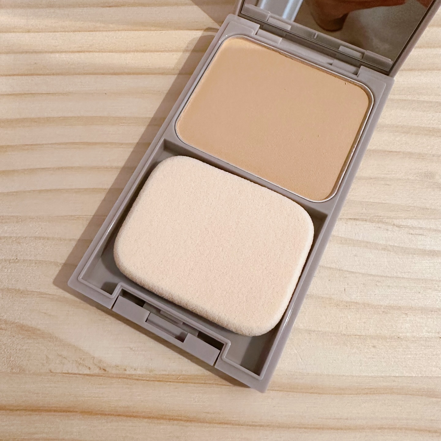 スムースリフトパウダーファンデーション/rafuna/パウダーファンデーションを使ったクチコミ（2枚目）