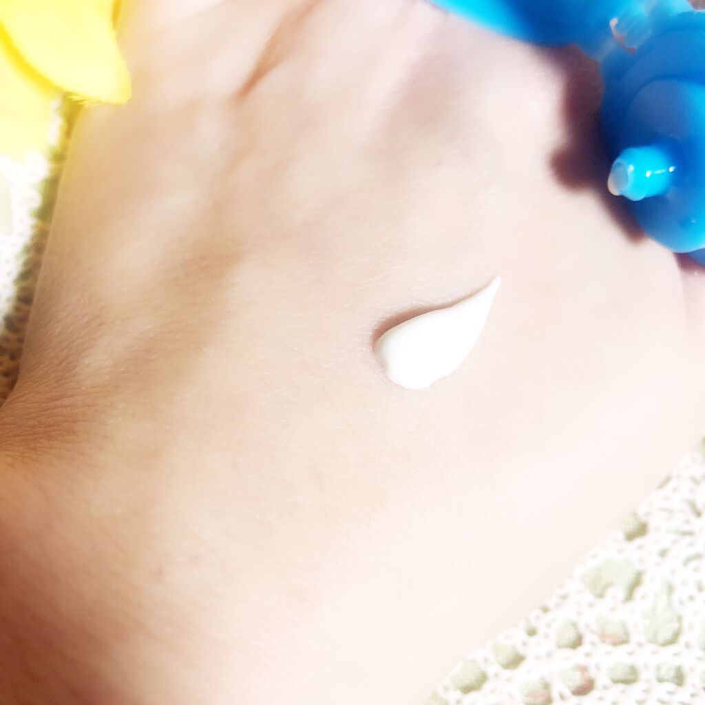 ビオレUV アクアリッチ ライトアップエッセンス/ビオレ/日焼け止めクリームを使ったクチコミ（3枚目）