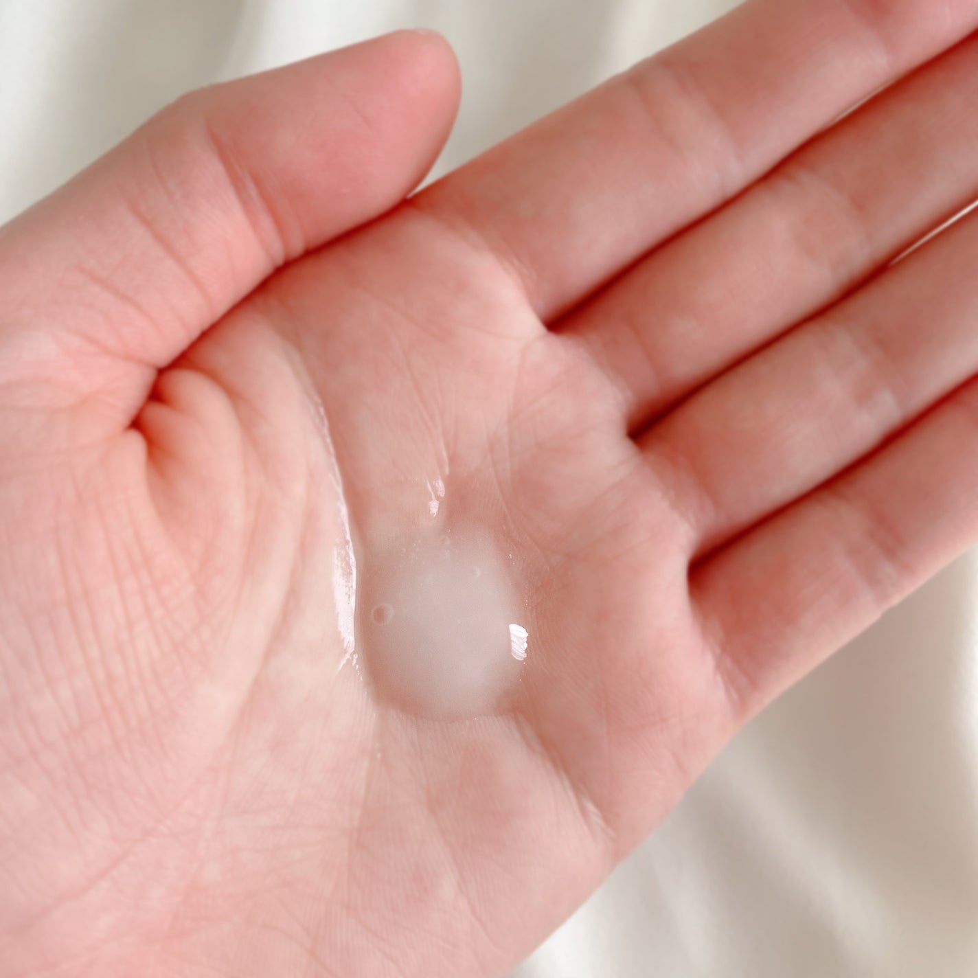 ミラクルズ うるおいブーストミルクウォーターセラム/パンテーン/アウトバストリートメントを使ったクチコミ(2枚目)