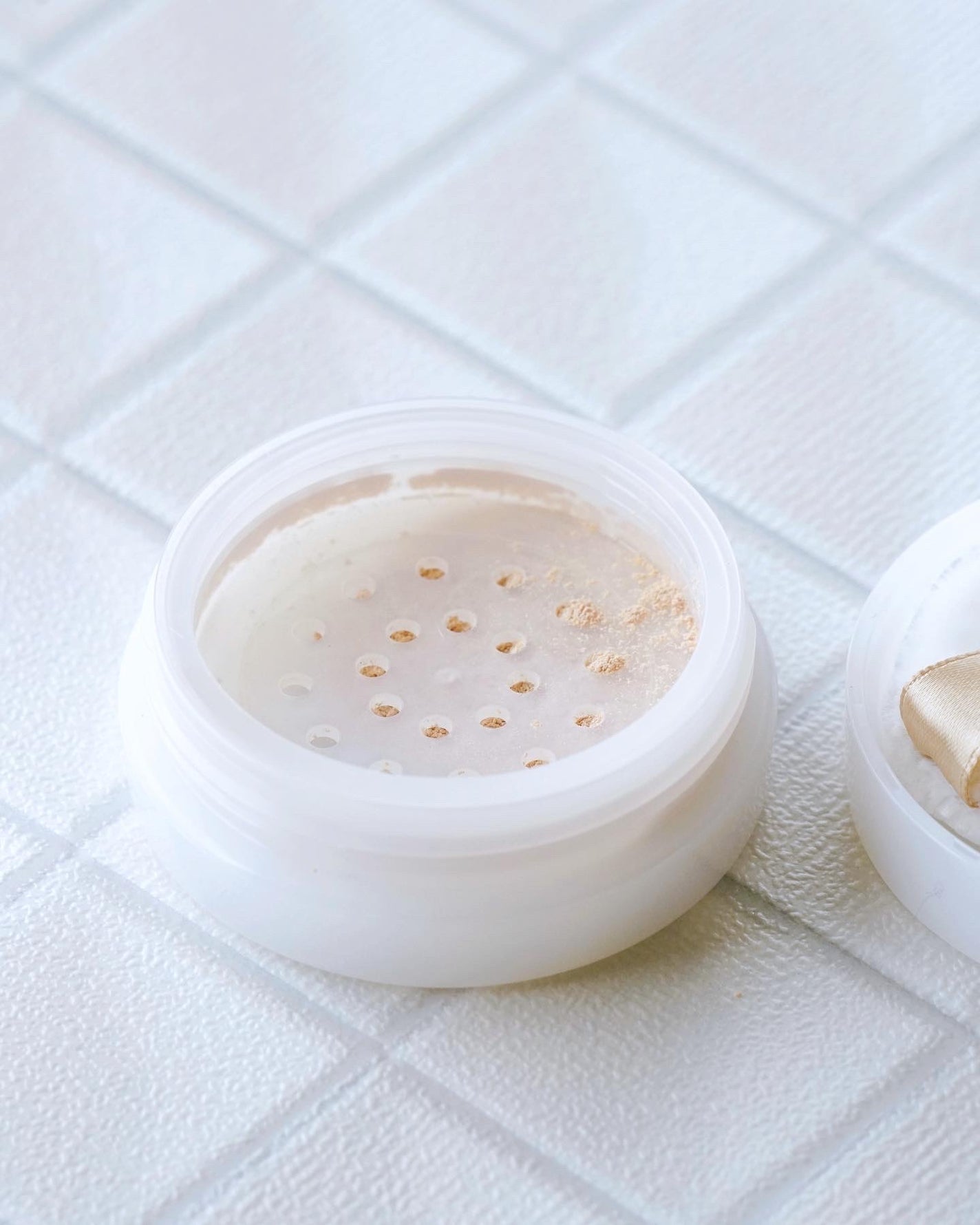 黄金まゆの絹粉/スロワージュ/ルースパウダーを使ったクチコミ(3枚目)