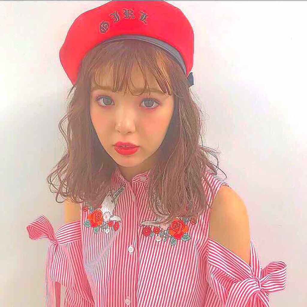 にこにー♡ on LIPS 「自己紹介!初めまして!アプリ入れたばっかりの初心者です!これか..」(1枚目)