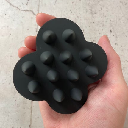 uka scalp brush kenzan/uka/スカルプブラシを使ったクチコミ(2枚目)