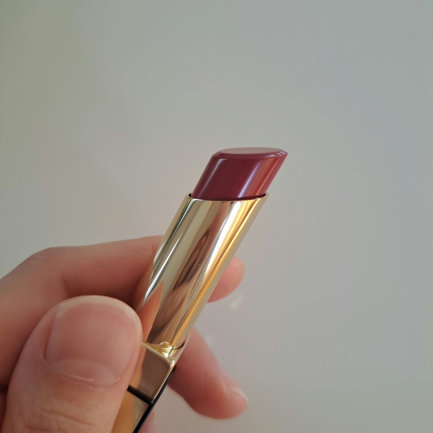 marinechan on LIPS 「【使った商品】サナ エクセル グレイズバームリップ カシスロゼ..」(1枚目)