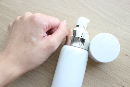 ドレススノー ローション【医薬部外品】 /アテニア/化粧水を使ったクチコミ(2枚目)