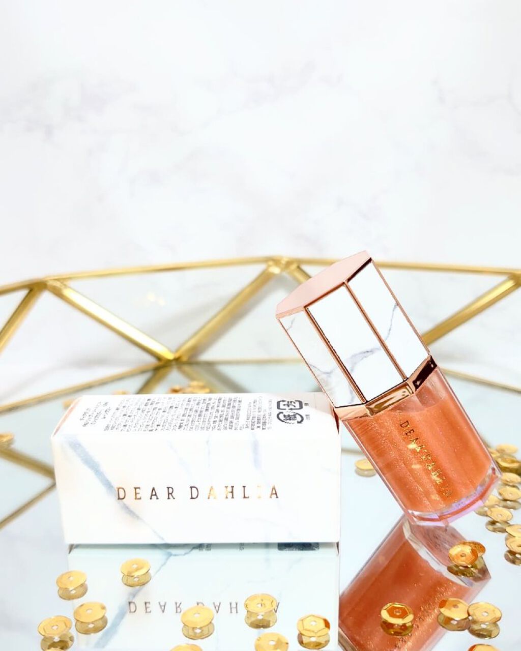 パラダイスオーロラシャインリップトリートメント ムーングロー/DEAR DAHLIA/リップグロスを使ったクチコミ（2枚目）