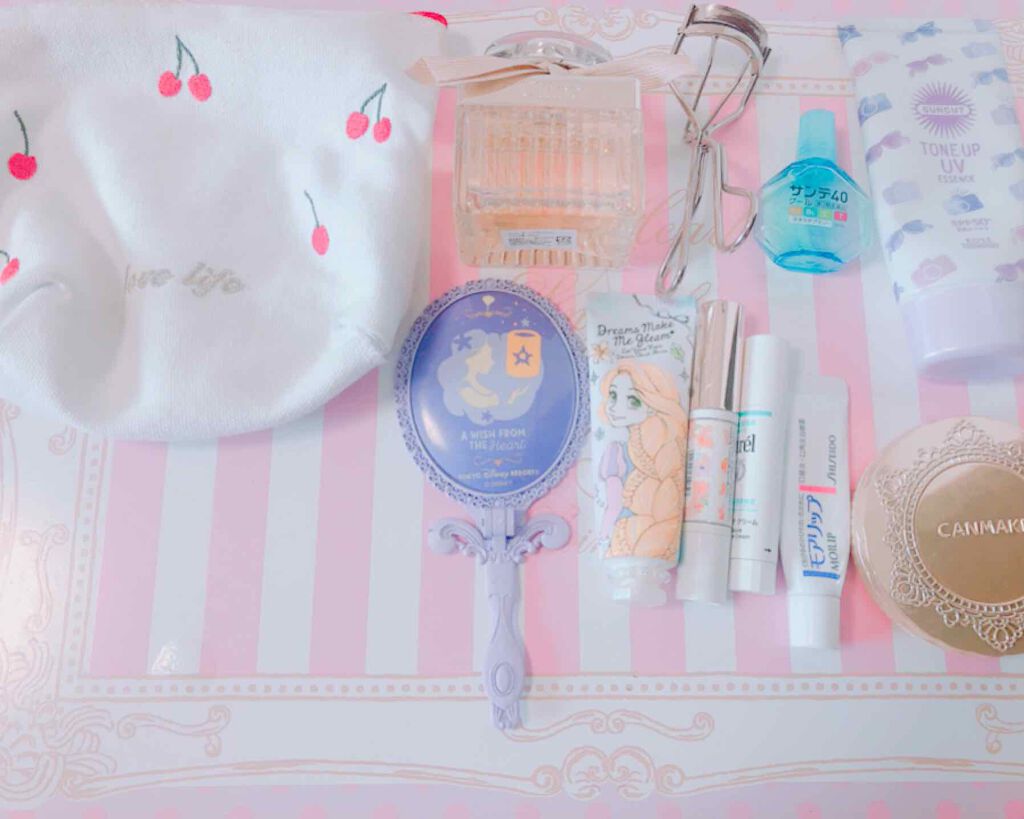 yuru❁⃘乾燥肌 on LIPS 「専門学生の私が学校に持っていってるポーチの中身を紹介します!こ..」(2枚目)