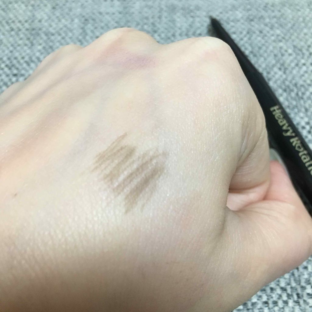 ヘビーローテーション アイブロウペンシルのクチコミ「#購入品

#ヘビーローテーション✩.*˚
眉ペンシル アッシュグレー系

髪色に合わせて購入.....」（2枚目）