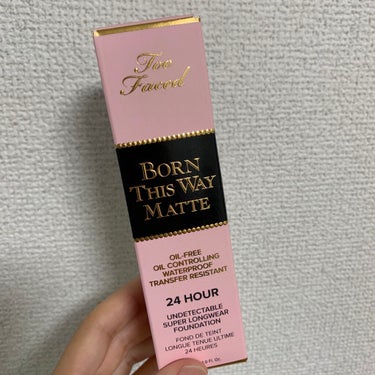 ボーン ディス ウェイ アンディテクタブル 24H マット ファンデーション スワン/Too Faced/リキッドファンデーションを使ったクチコミ（1枚目）