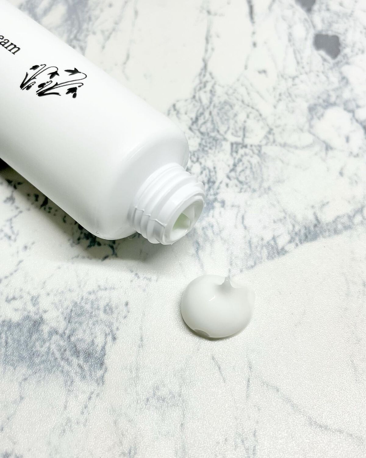 ハンドクリーム ベルガモット/S.Dオーガニック/その他スキンケアを使ったクチコミ（2枚目）