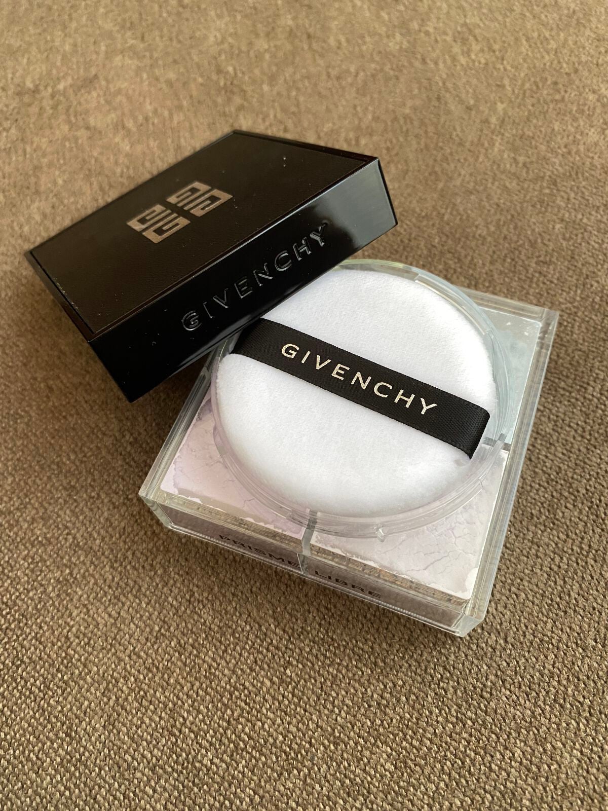プリズム・リーブル/GIVENCHY/ルースパウダーを使ったクチコミ(2枚目)