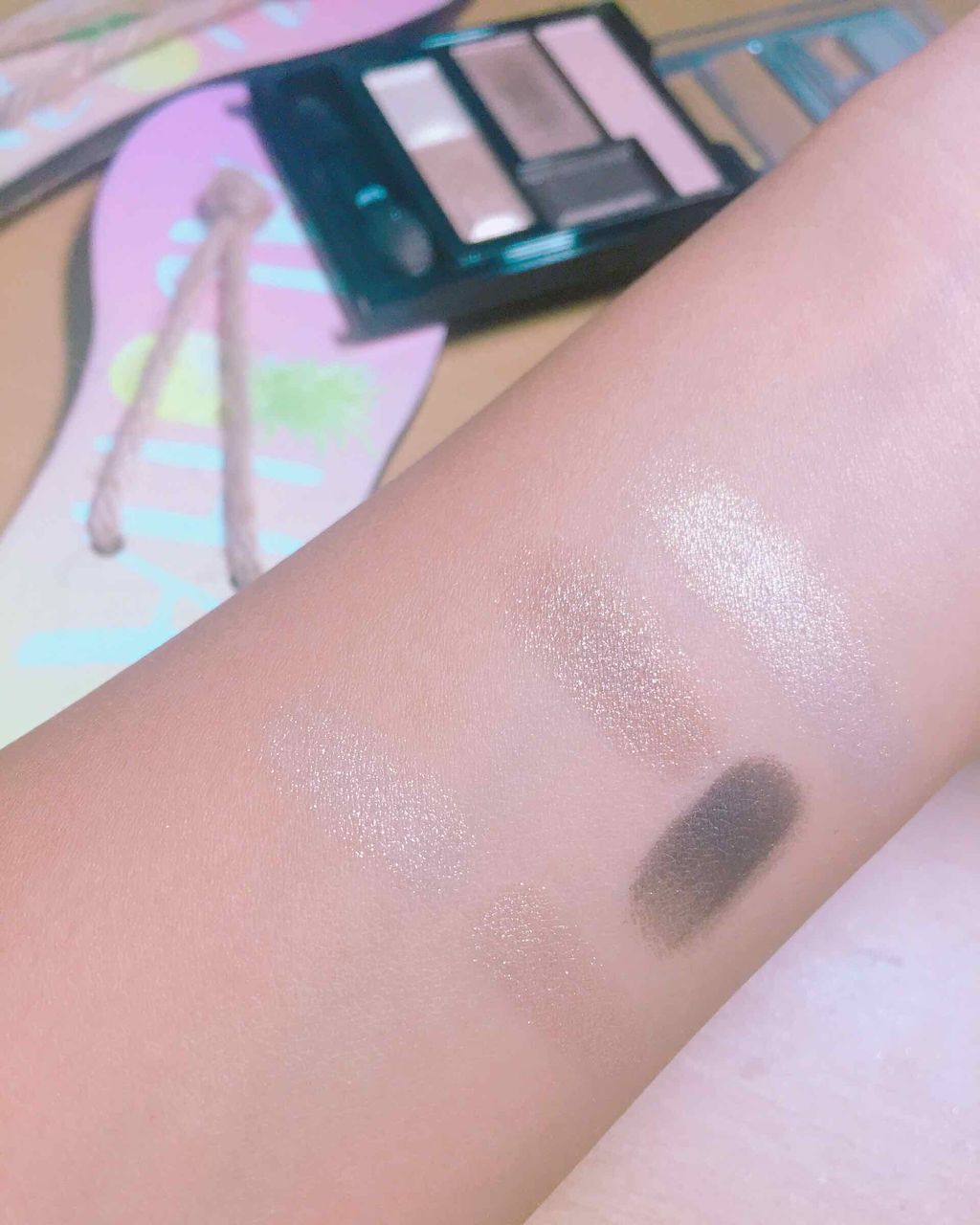 トラップインパクトアイズ/KATE/アイシャドウパレットを使ったクチコミ(3枚目)