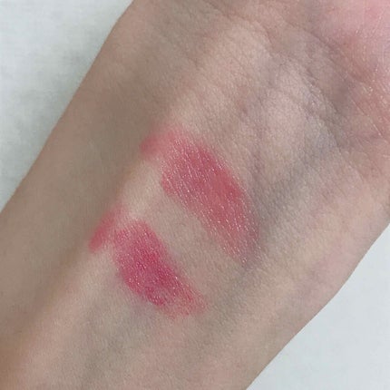 リップスティック コンフォート エアリーシャイン 04 ニューボーンルビー/RMK/口紅を使ったクチコミ(2枚目)