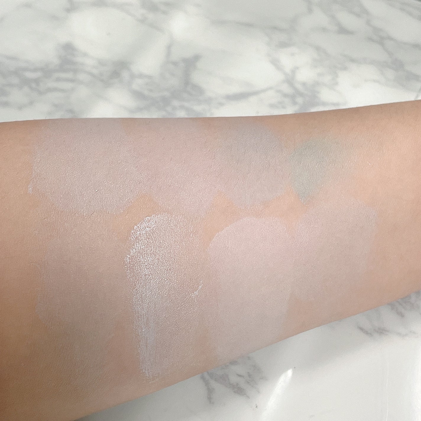 【旧】スノー メイクアップ ベース UV35 SPF35/PA+++/Dior/化粧下地を使ったクチコミ(5枚目)