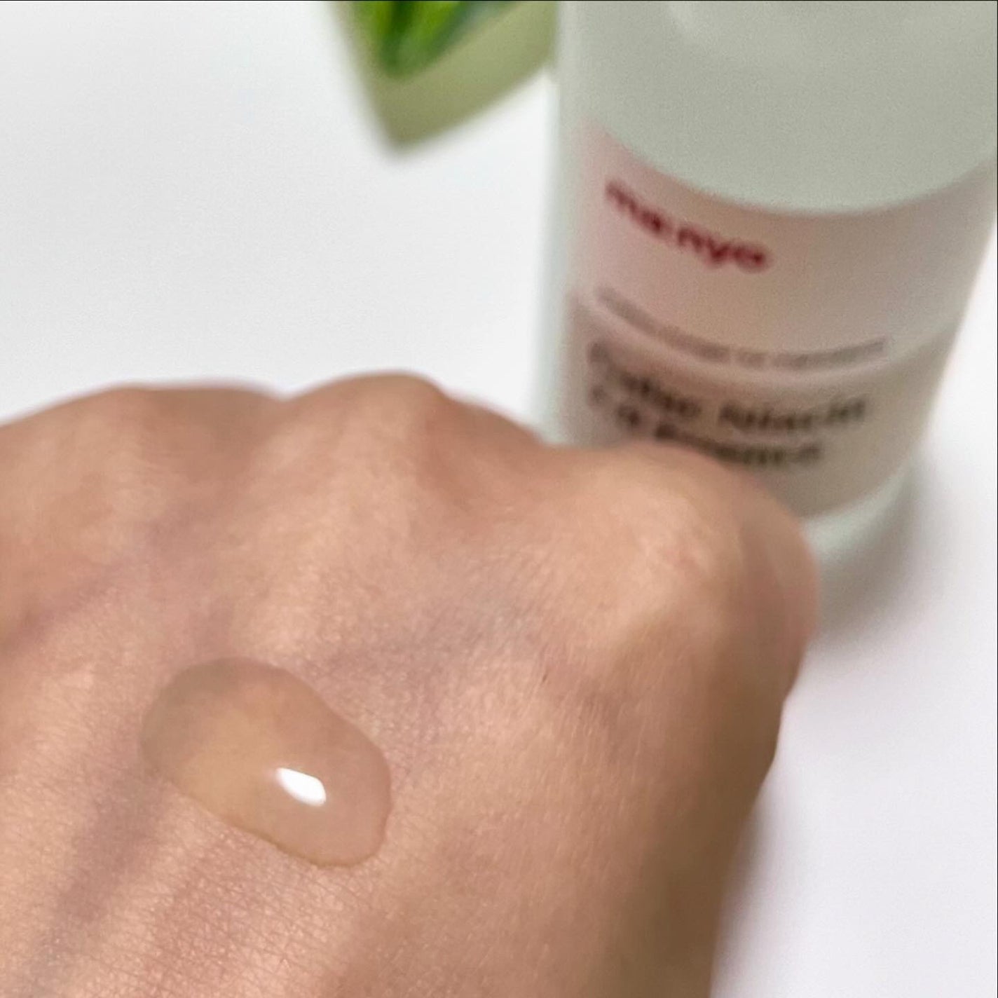 ガラクナイアシン2.0エッセンス/manyo/美容液を使ったクチコミ(4枚目)