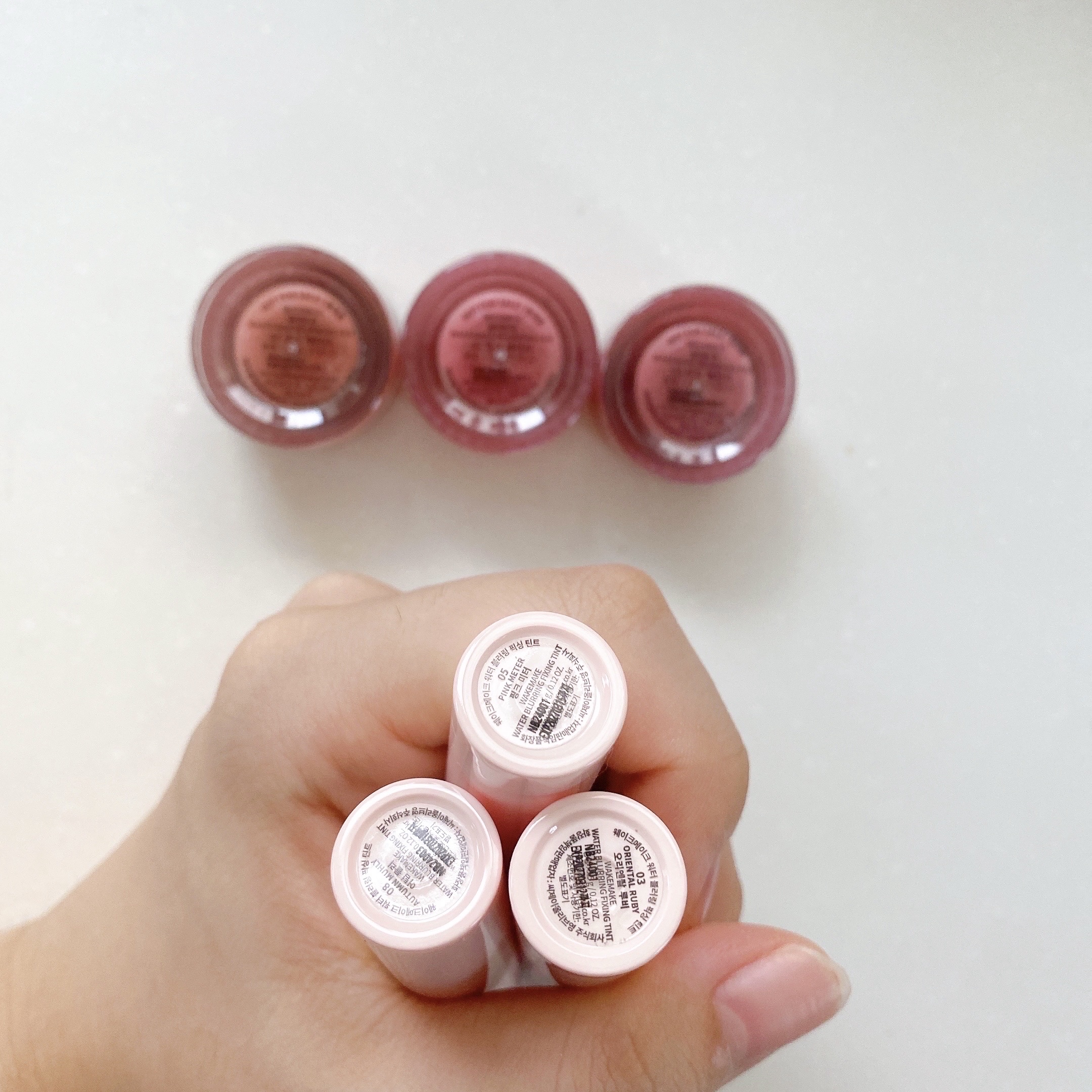 ウォーターブラーリングフィクシングティント 08 オータムミュリー/wakemake/リップティントを使ったクチコミ（2枚目）