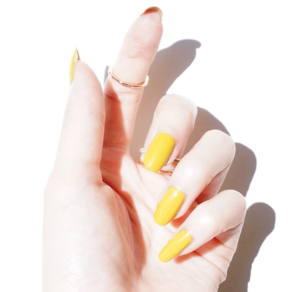 カラフルネイルズ/キャンメイク/マニキュアを使ったクチコミ(2枚目)