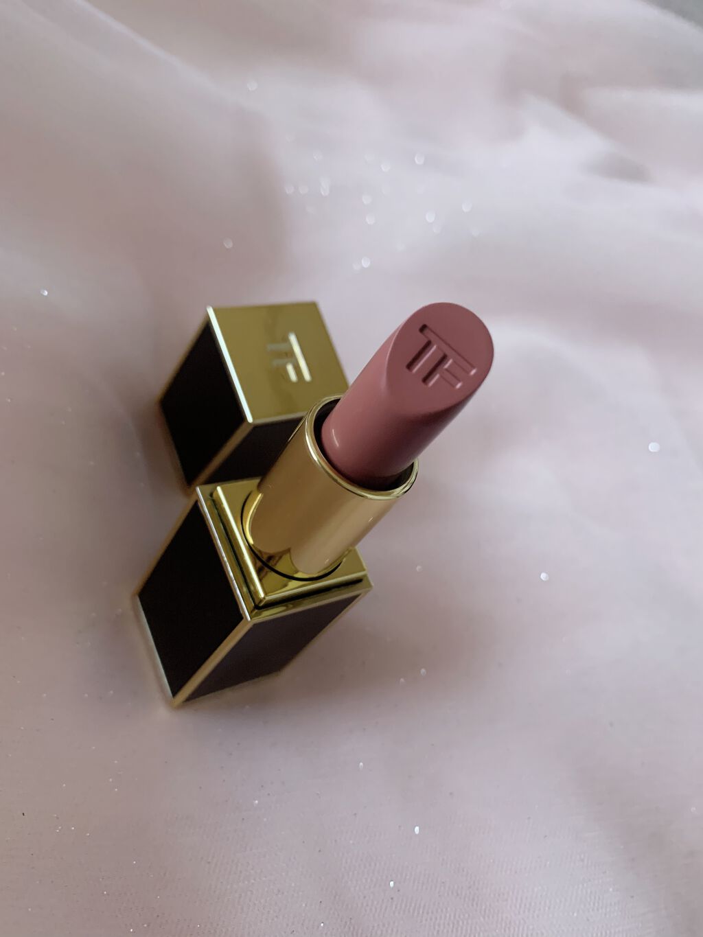 TOM FORD BEAUTYの口紅を徹底比較】リップ カラー他、2商品を比べてみ