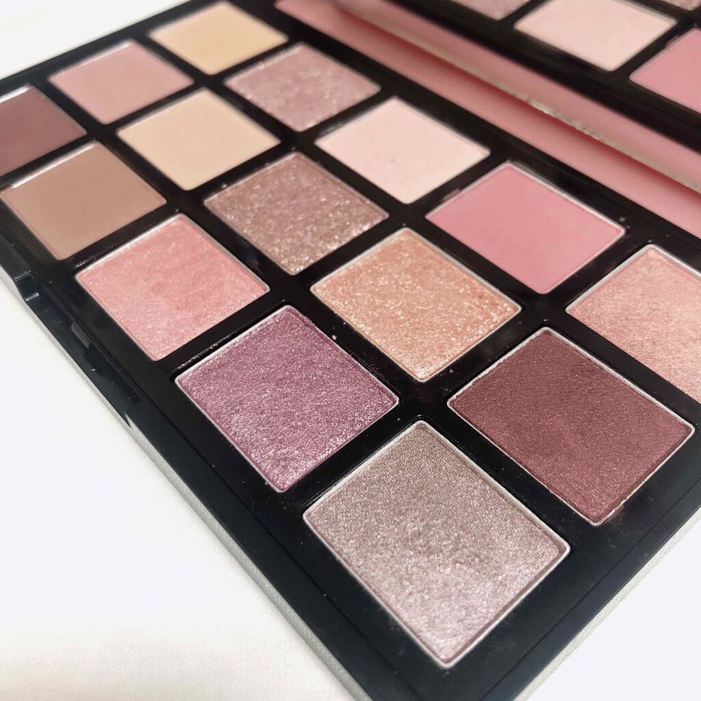 プレイカラーアイパレット ランジェリーバックステージ/ETUDE/アイシャドウパレットを使ったクチコミ(4枚目)