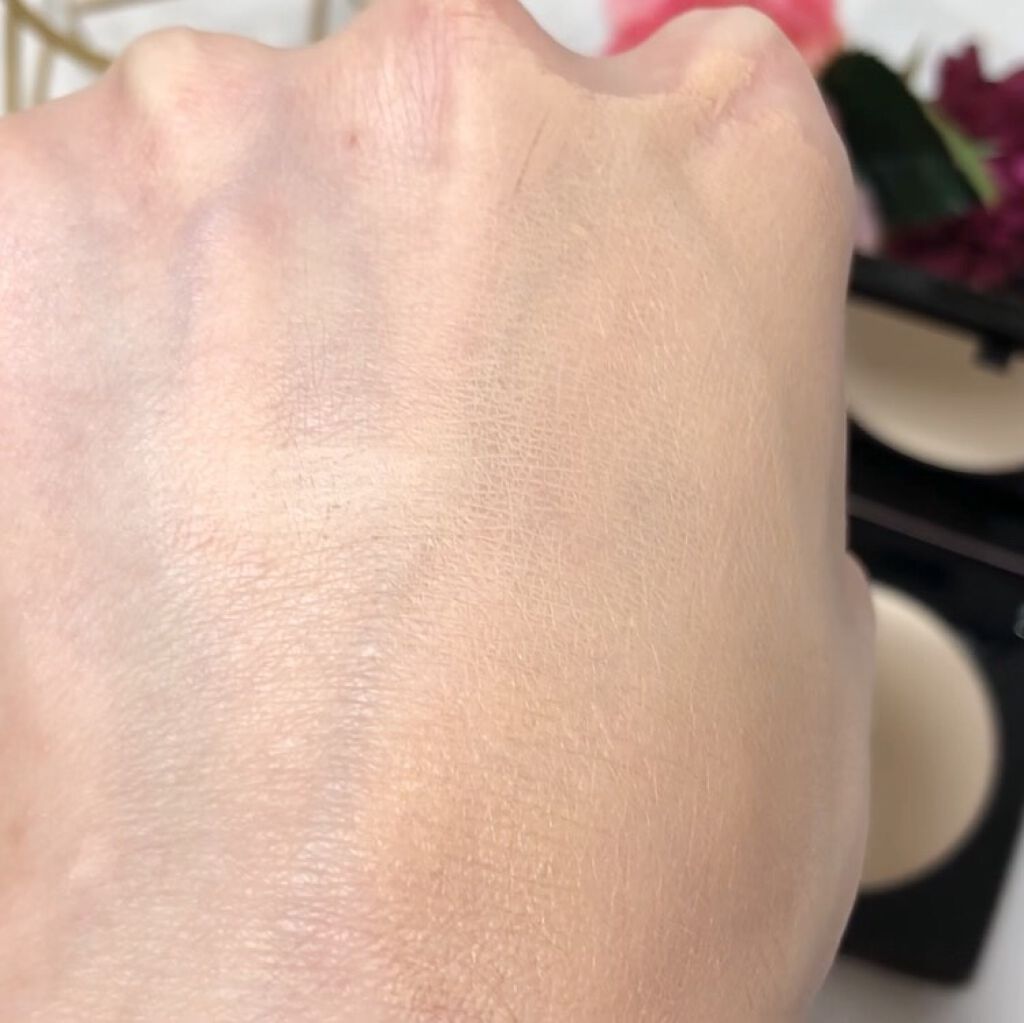 シアーフィニッシュ プレストパウダー 01 ペールイエロー/BOBBI BROWN/プレストパウダーを使ったクチコミ（3枚目）