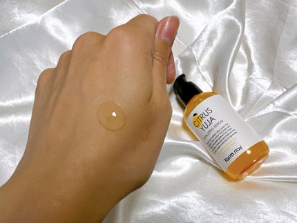 シトラスゆずバイタライジングアンプル/Farmstay/美容液を使ったクチコミ(5枚目)